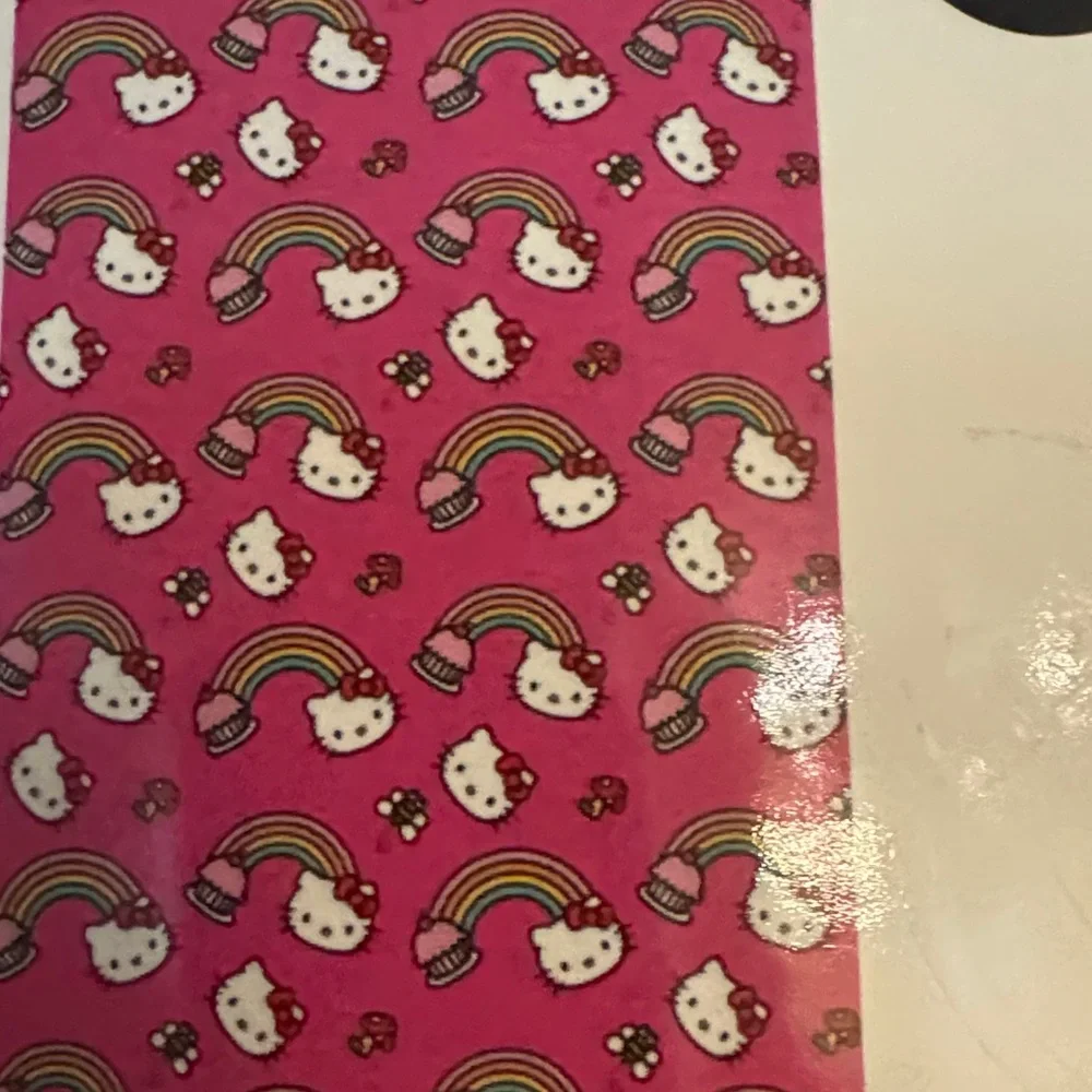 HELLO KITTY THROW (MEOW RAINBOWS)